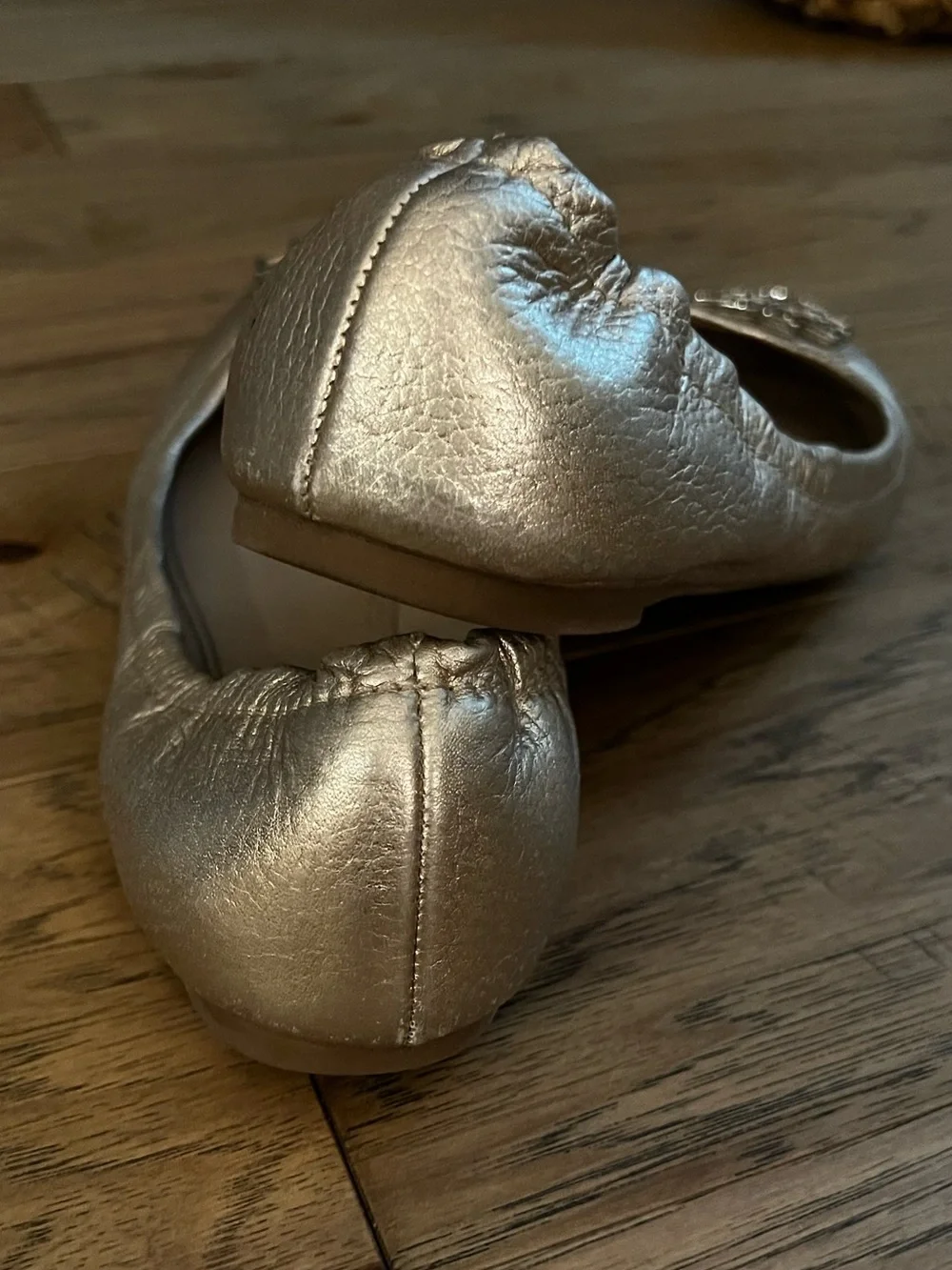 Tory Burch Silver Metallic Leather Logo Ballet Flats
